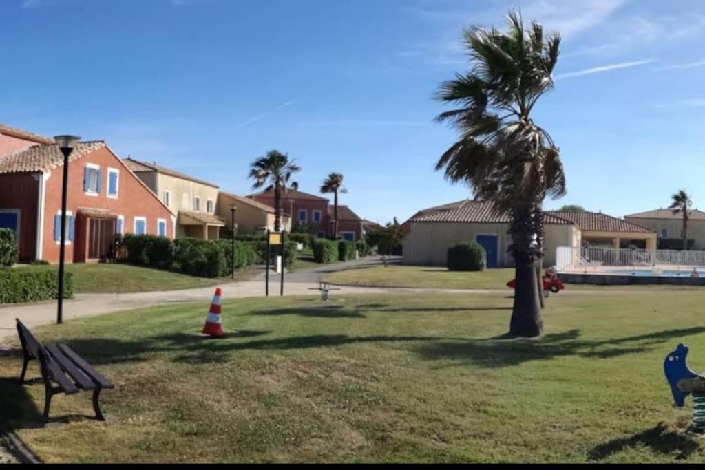 Villa Un Bol D'Air Frais Et De Soleil Entre Campagne Et Plage à Béziers Extérieur photo